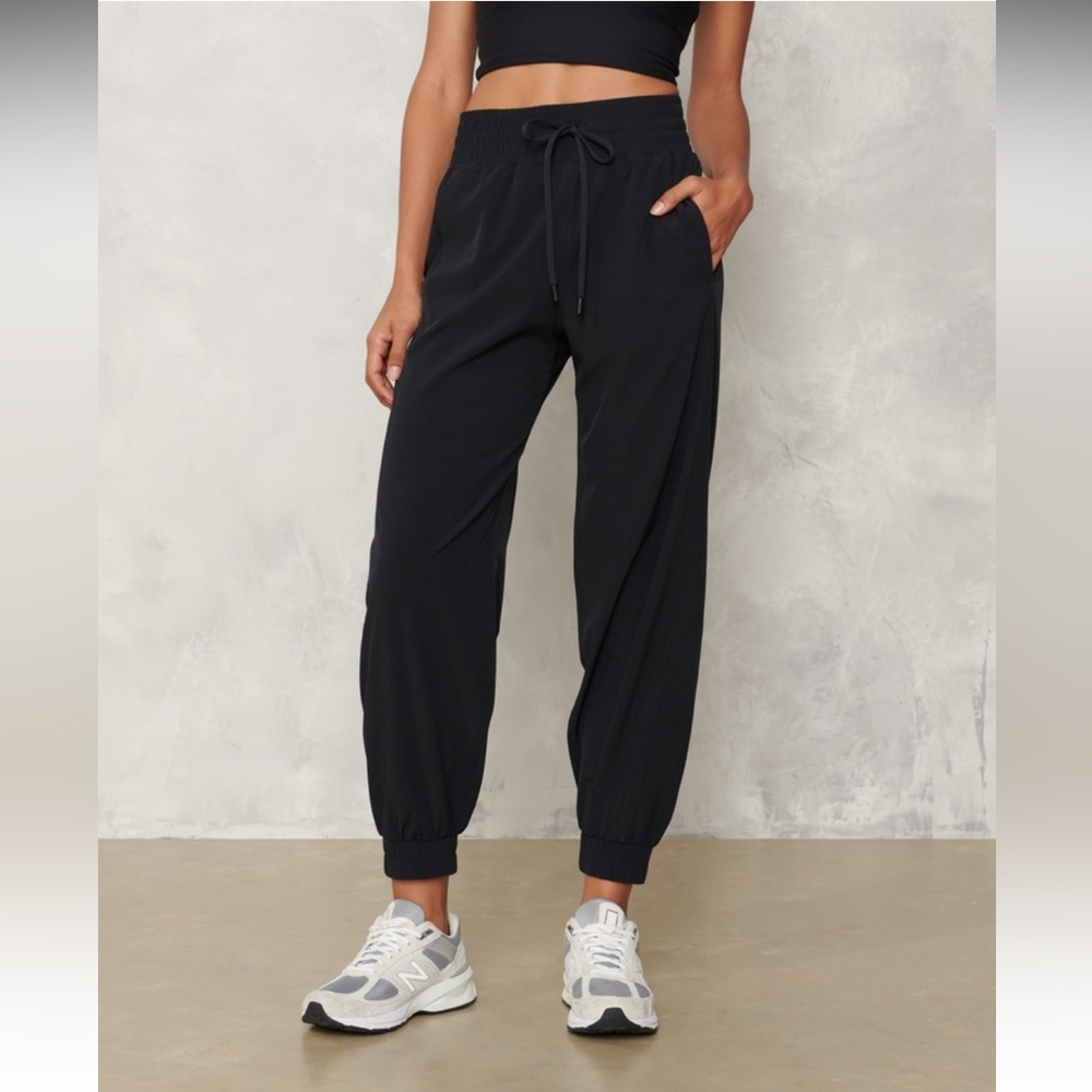 Abercrombie & Fitch YPB MotionTEK Joggers Small